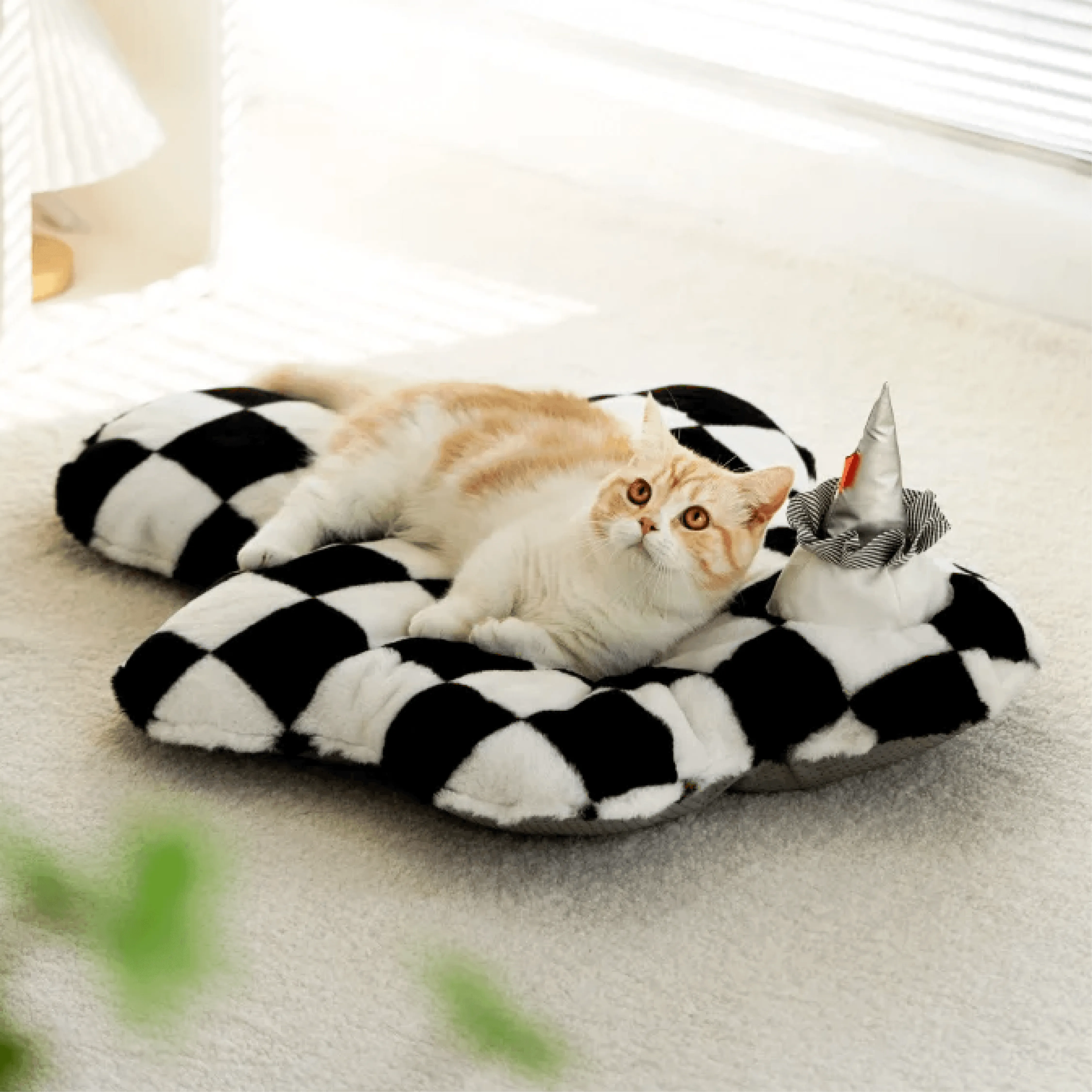 Mewoo - Checkered Pet Cushion