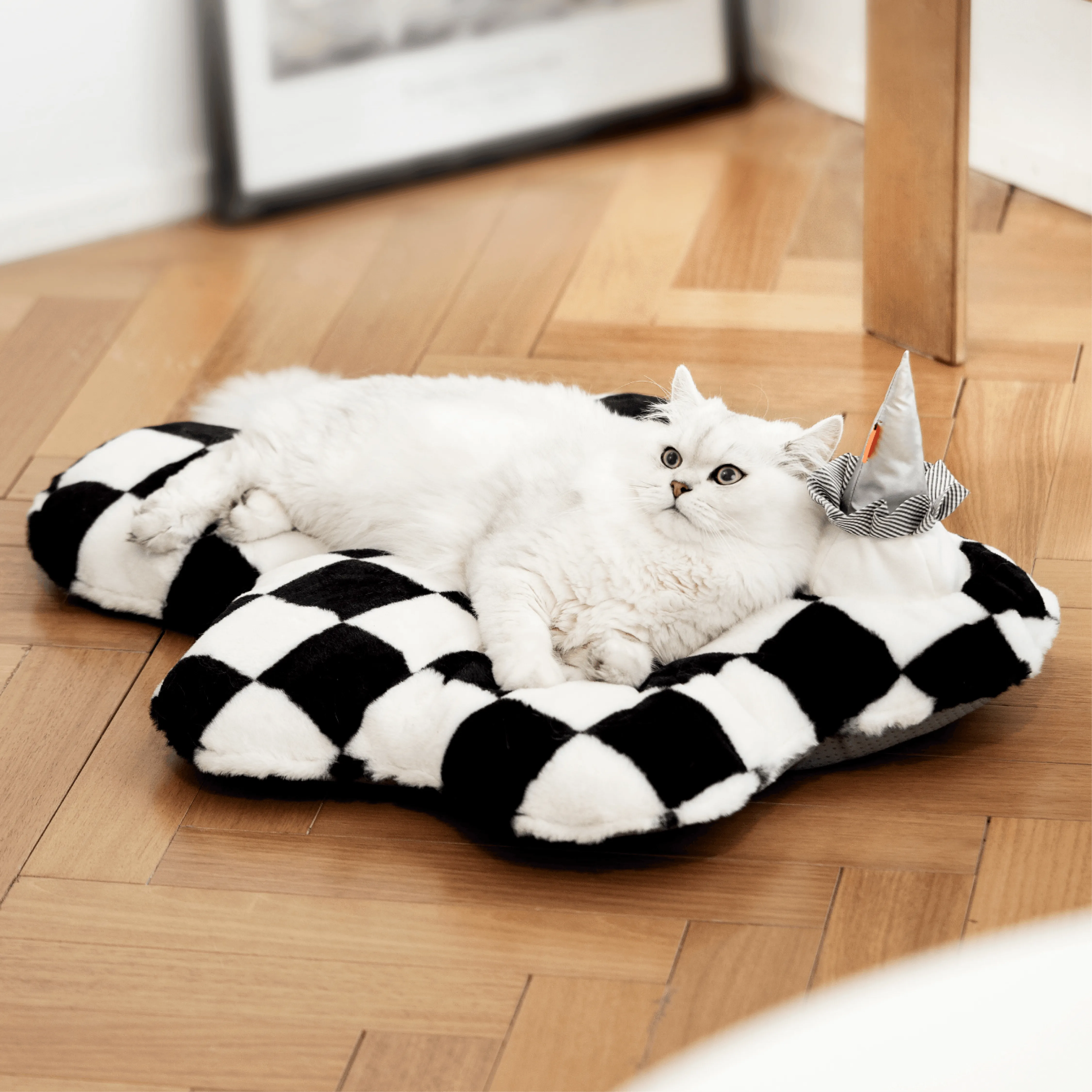 Mewoo - Checkered Pet Cushion